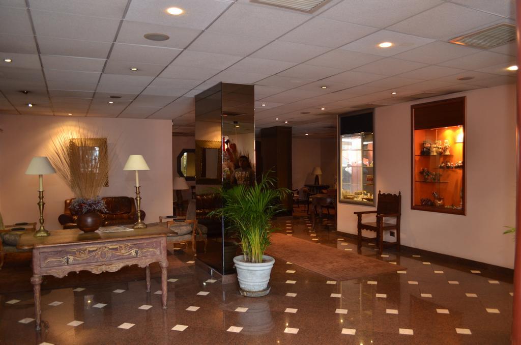 Hotel Maria Angola Lima Ngoại thất bức ảnh