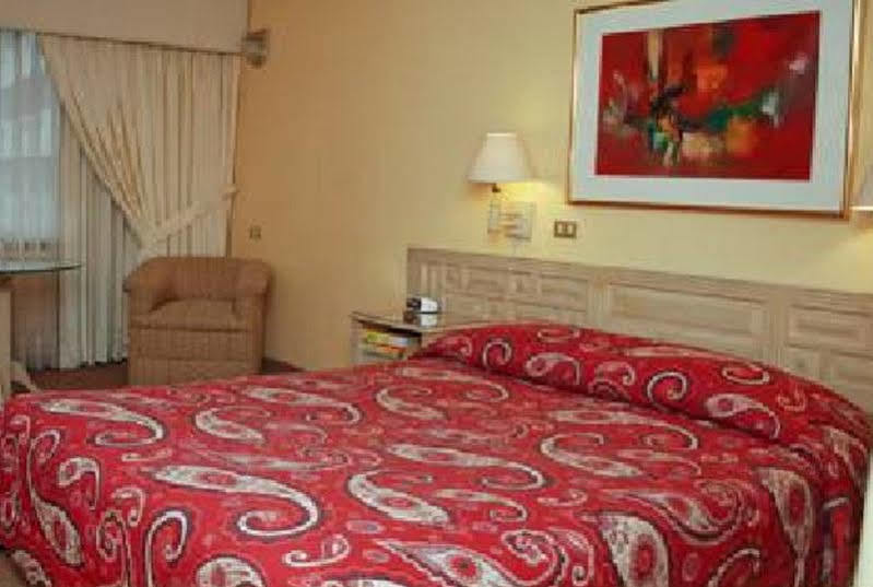 Hotel Maria Angola Lima Ngoại thất bức ảnh